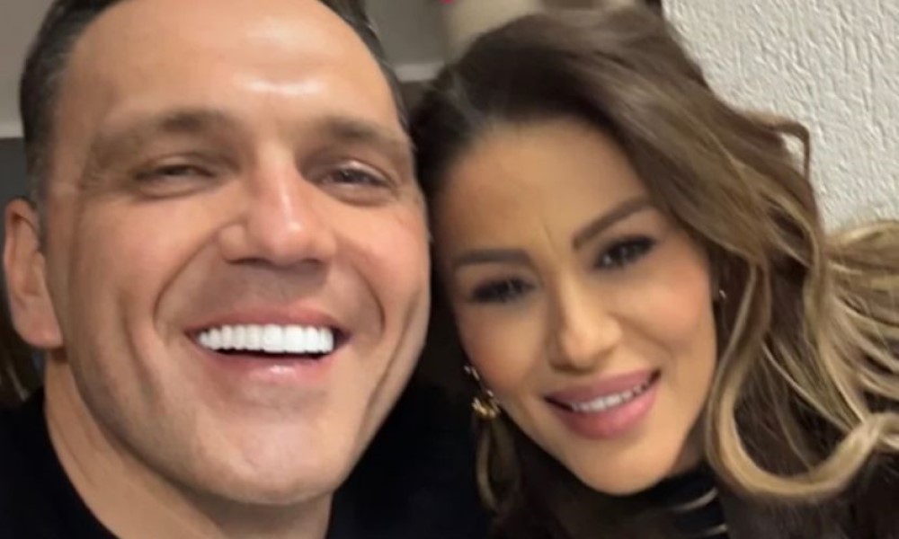 Pjevačica na meti prevaranta? Mina odmah komentarisala prošlost Kaspera