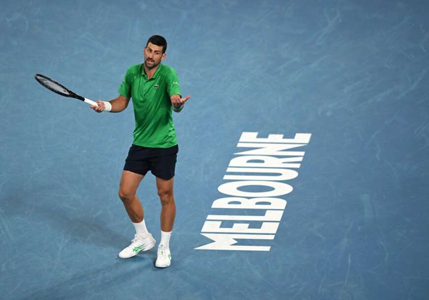 Za dlaku izbjegnuta diskvalifikacija: Novak Đoković se izvinio i nastavio da igra VIDEO