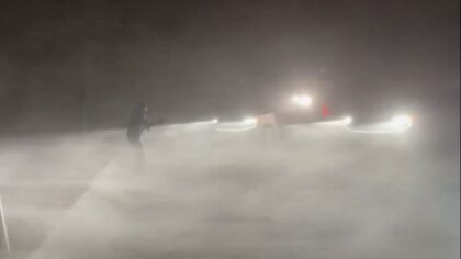 Zimska oluja paralizovala SAD: Stotine hiljada domaćinstava bez struje, ima i mrtvih