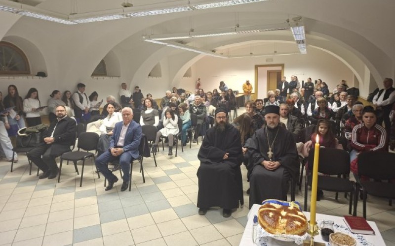 Svetosavska akademija u Pakracu: Paketići za srpsku djecu