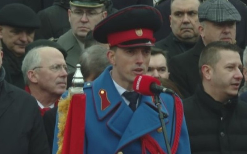 Tradicionalno: Svečani defile završen pjesmom “Pukni zoro” VIDEO