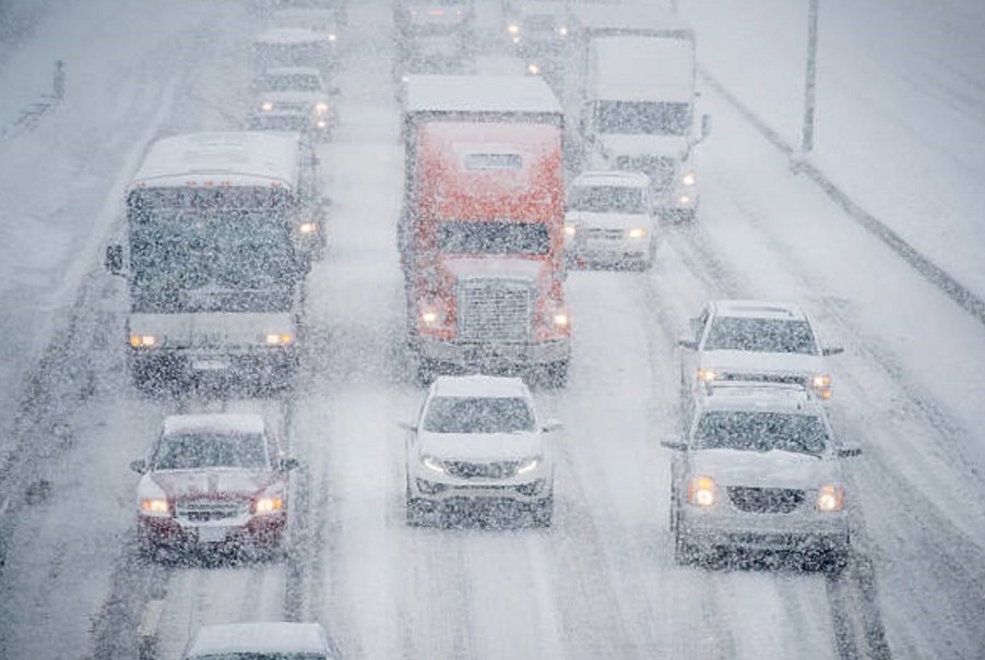 Opasno vrijeme prijeti: Moguća totalna blokada saobraćaja u komšiluku – evo kada