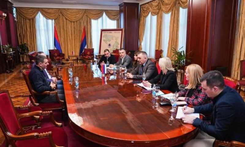 Minić razgovarao sa predstavnicima mljekara: Zadovoljni postignutim dogovorom