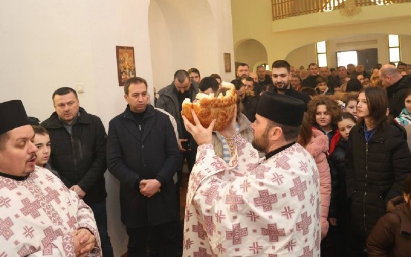 Selak u Sanskom Mostu: Podrška srpskim povratnicima je trajna obaveza