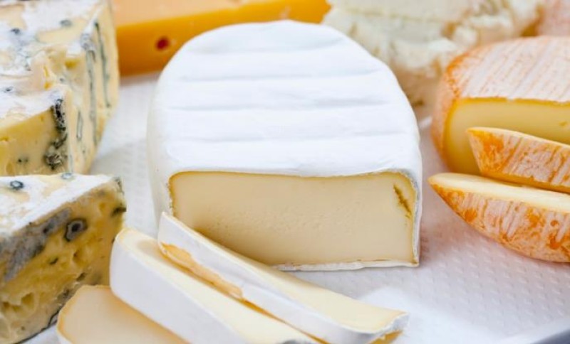 Alarmantan dopis mljekara u Republici Srpskoj: Sumnja se na uvoz vještačkih sireva