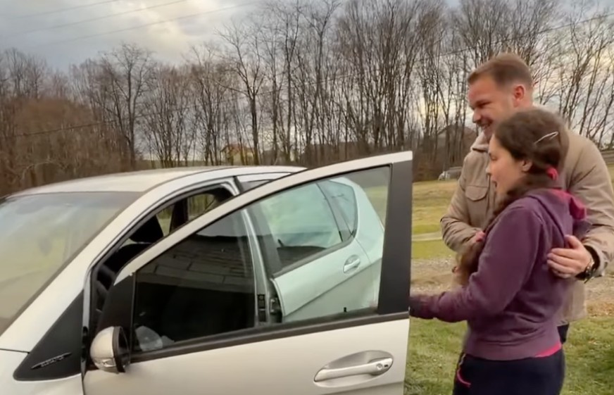 Od Stanivukovića auto! Novogodišnji poklon s posebnim razlogom VIDEO