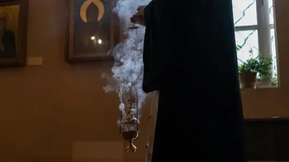 Tako iskreno i tako bolno! Dijete postavilo svešteniku pitanje koje kida srce FOTO