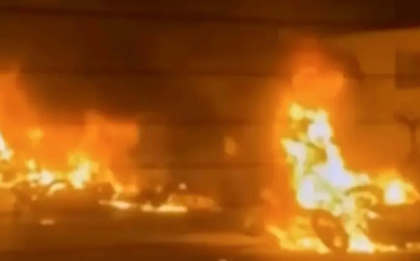 Protesti dobili dramatičan zaokret: Nasilni demonstranti zapalili džamiju u Teheranu