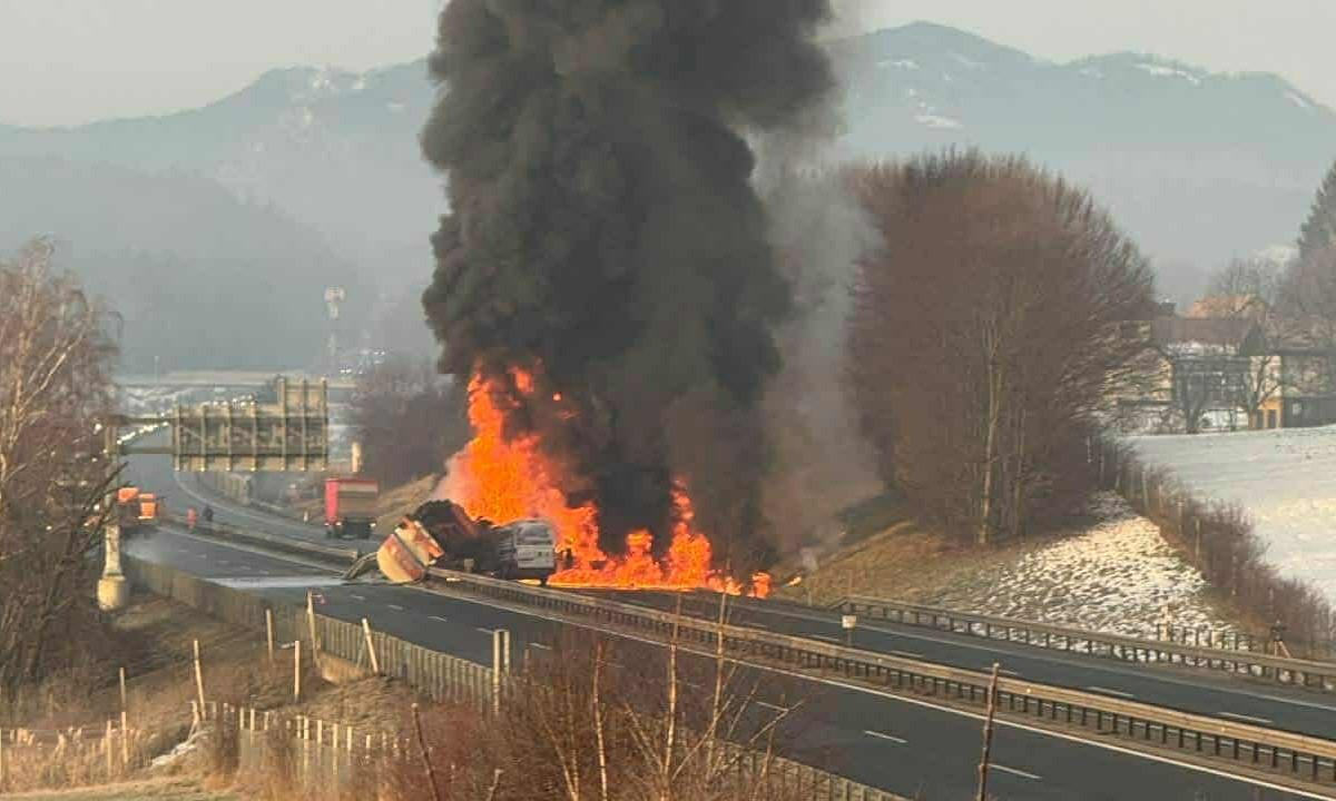 Teška saobraćajna nesreća u Sloveniji: Zatvoren auto-put u oba smjera VIDEO