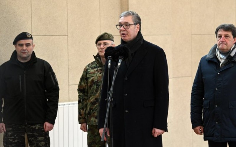 Vučić u kasarni “Vasa Čarapić”: Novi objekat za “Kobre” biće najbolji u jugoistočnoj Evropi