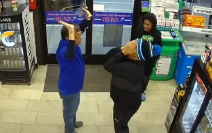 Na pumpi osvojila 240.000 evra: Žena odlučila da pored goriva “natoči” i malo sreće VIDEO