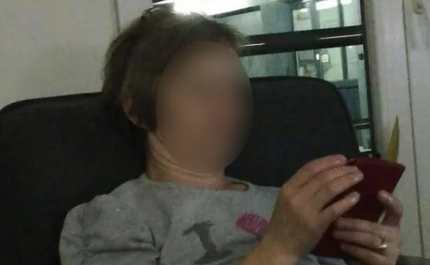 Izbo je nožem u stanu: Ovo je žena (60) koju je ubio sin