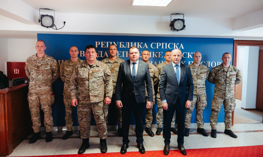 Budimir sa pripadnicima SAJ-a: U Dubaiju pokazali da pripadaju globalnoj eliti