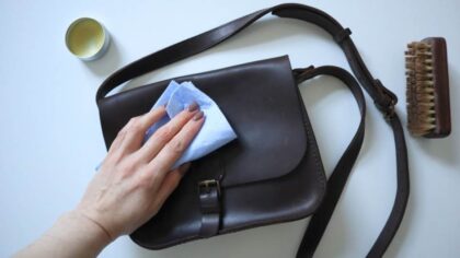 Ne bacajte staru kožnu torbu, lako možete da je spasite: Evo kako da joj vratite stari sjaj