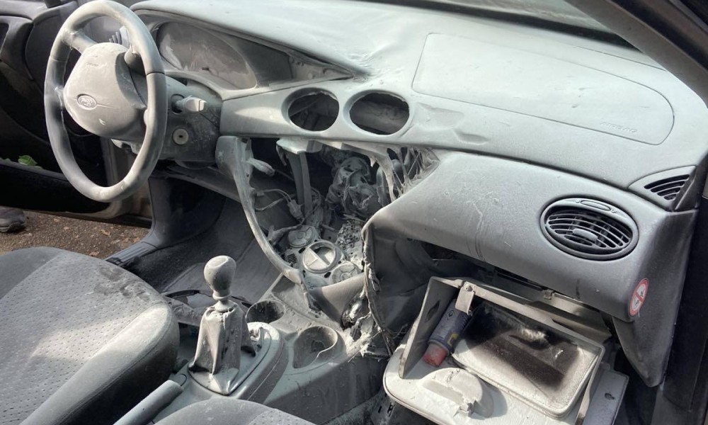 Vatrogasci intervenisali: Gorio automobil u Banjaluci FOTO