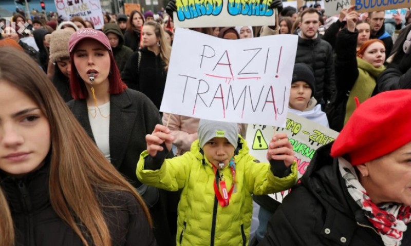 Sarajlije na protestu poručile: Danas smo na ulici da sutra ne bismo završili u crnoj hronici