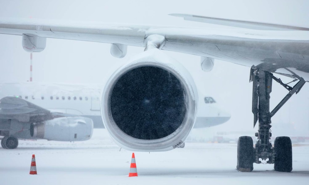 Snježna oluja pogodila SAD: Otkazano ili odgođeno gotovo 6.500 letova