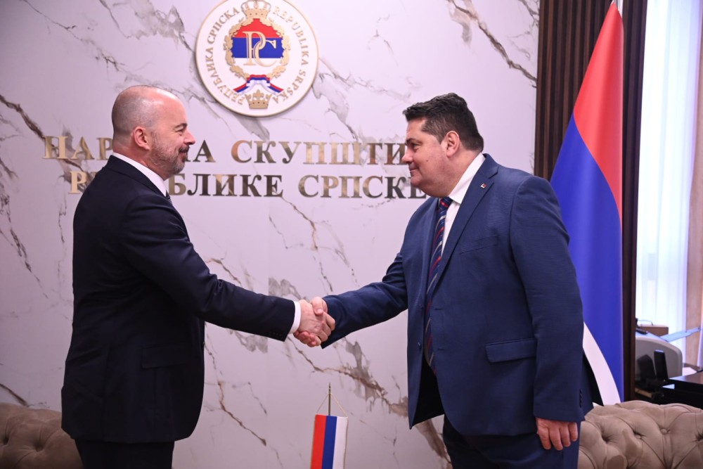 Stevandić sa Ginkelom: Srpska privržena očuvanju mira i stabilnosti