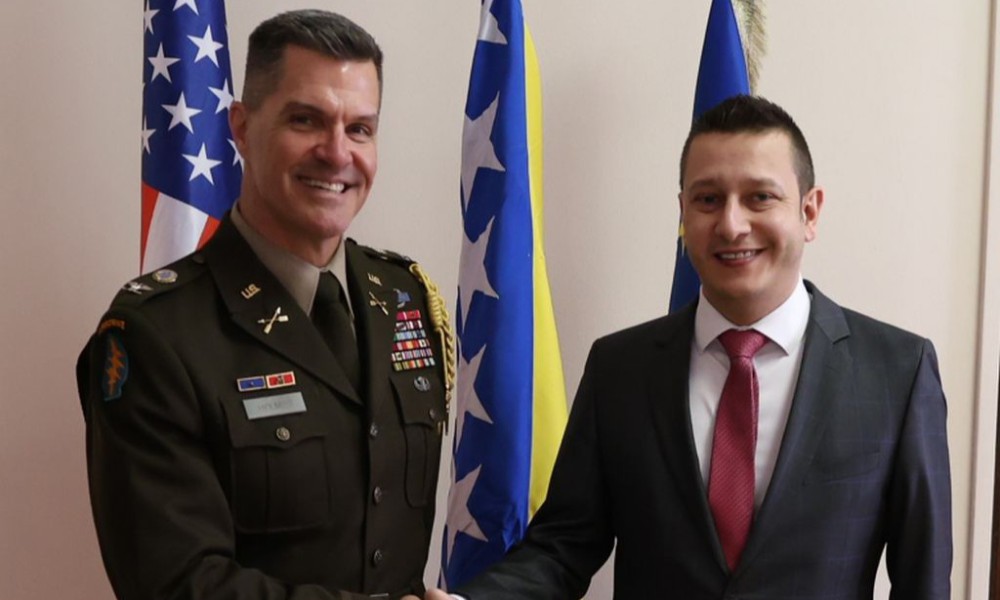 Sastanak Goganovića i Holmsa: Srbi ostaju pouzdan partner američkom narodu