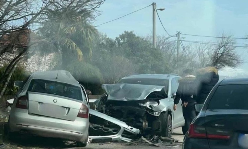 Nesreća u BiH! U sudaru učestvovala dva automobila