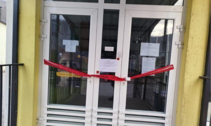 SKOLA NOVOSELIJA CRVENA TRAKA