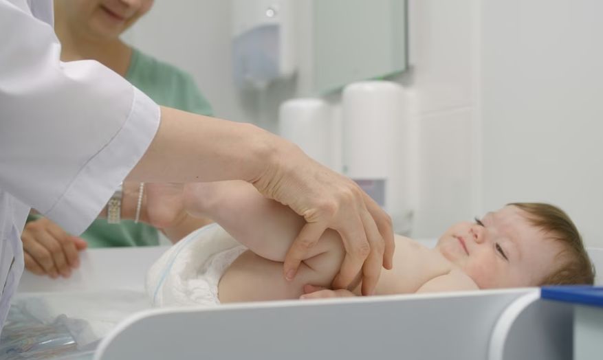Ultrazvuk kukova kod beba – šta roditelji treba da znaju?