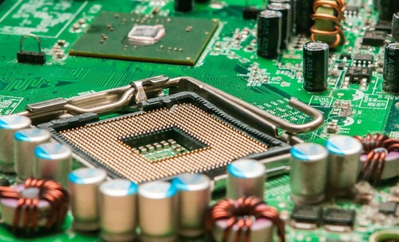 Tehnološki giganti idu korak dalje: Meta i AMD kupuju čipove za 100 milijardi dolara