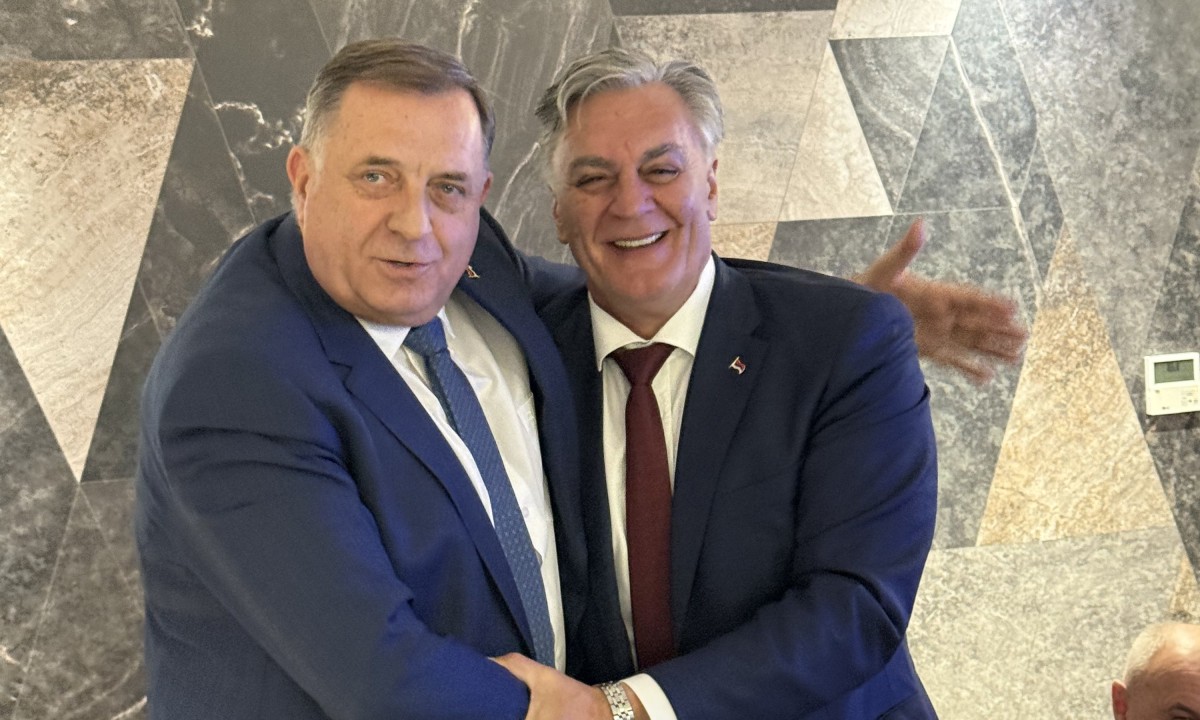 Oglasio se Dodik: Karanu sam čestitao pobjedu
