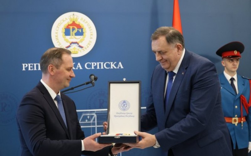 Priznanje za saradnju: Uručen orden zdravstvenoj ustanovi iz Sankt Peterburga