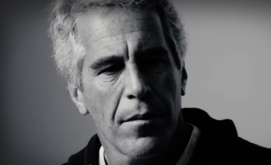 Strahota! Bivši premijer zbog povezanosti sa Epstajnom sebi htio oduzeti život