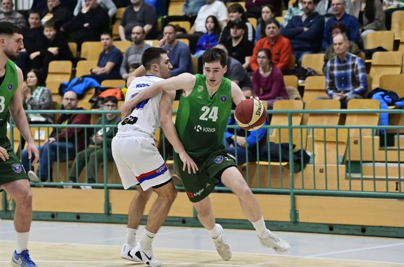 Igokea “unijela” još jednu pobjedu u Top 8 fazu ABA lige poslije velike drame i produžetka u Novom Mestu