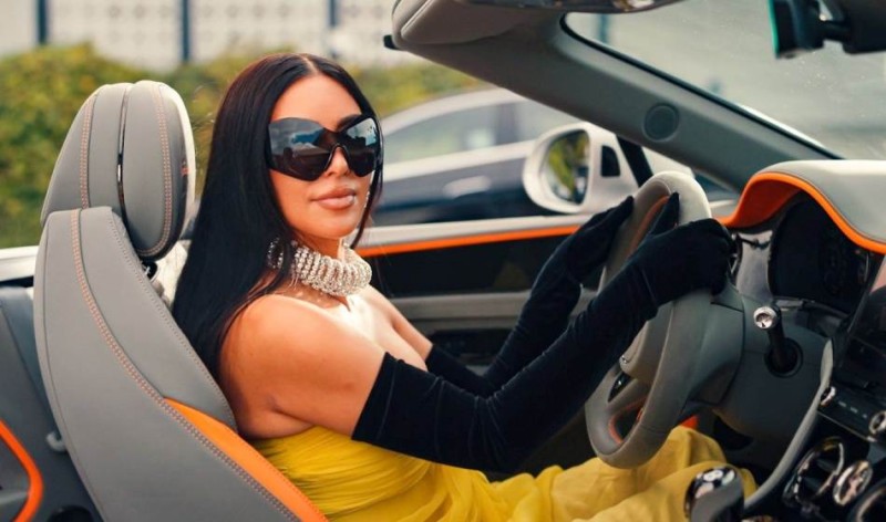 Kim Kardašijan smuvala Luisa Hamiltona? Na tajni sastanak došli avionom i helikopterom