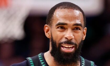 Ne, nije u pitanju greška: Prvo trejdovali igrača, pa ga nakon tri dana vraćaju