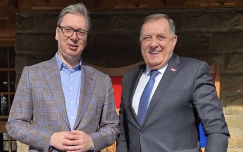 Dodik sa Vučićem: Zajedno nastavljamo da čuvamo mir, jačamo saradnju i gradimo sigurniju budućnost za sve FOTO