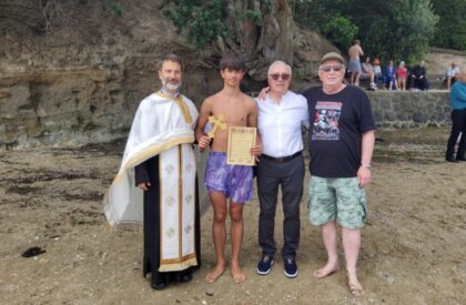 Nakon zabrane: Srbi na Novom Zelandu plivali za Časni krst sa velikim zakašnjenjem