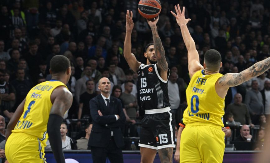 Partizan uz zvuk sirene poražen u Tel Avivu od Makabija