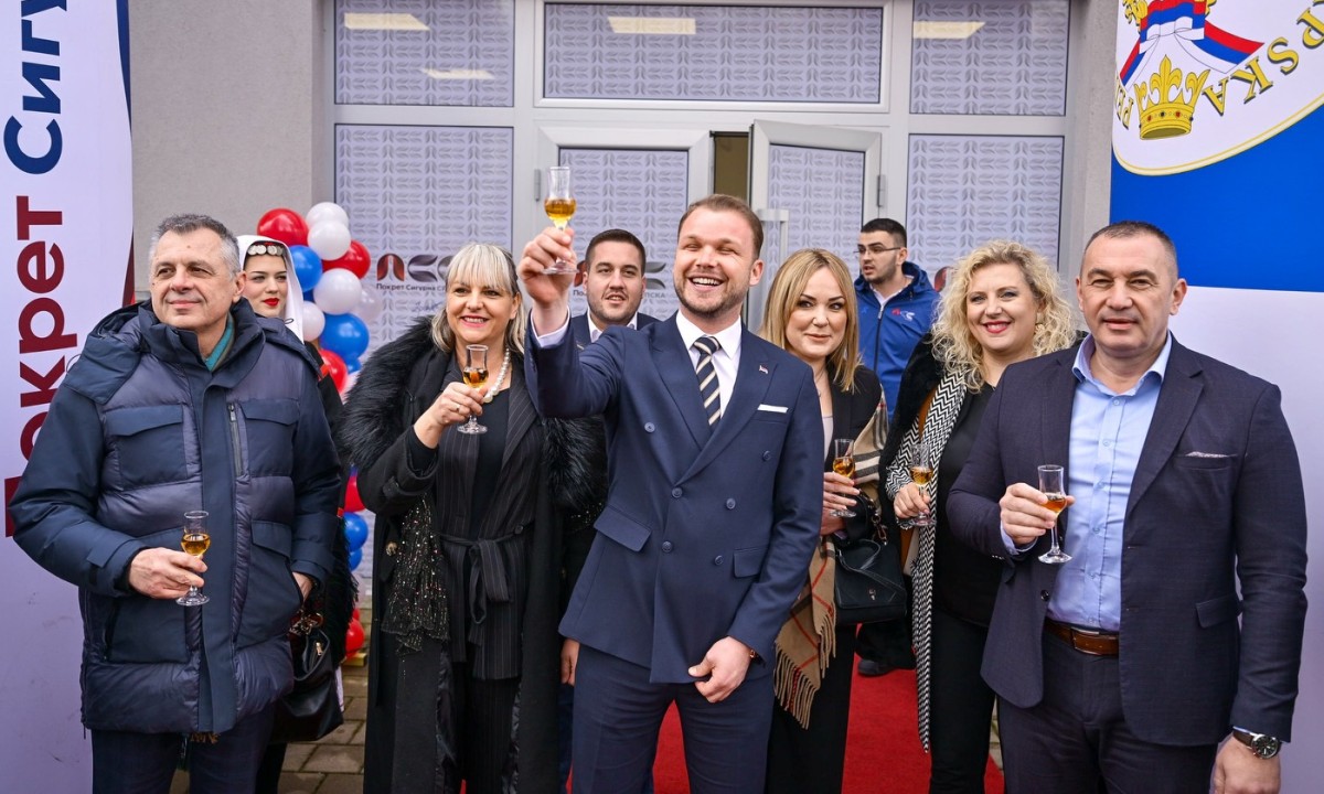 Otvorili prostorije u Banjaluci: Pokret Sigurna Srpska “pikira” 20 poslanika