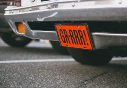 Od cijene se vrti u glavi: Ova registarska tablica košta kao tri nova automobila