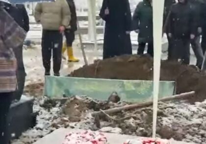 Tišina prepuna tuge i sjećanja! U Brčkoj sahranjen student koji je stradao u tramvajskoj nesreći VIDEO