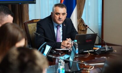 Minić potvrdio: Srpska se zadužuje za milijardu maraka