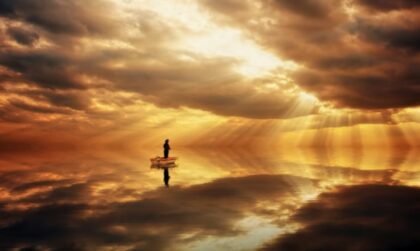 “Izbačena” iz tijela! Žena koja je bila klinički mrtva tvrdi da je vidjela zastrašujuću budućnost čovječanstva