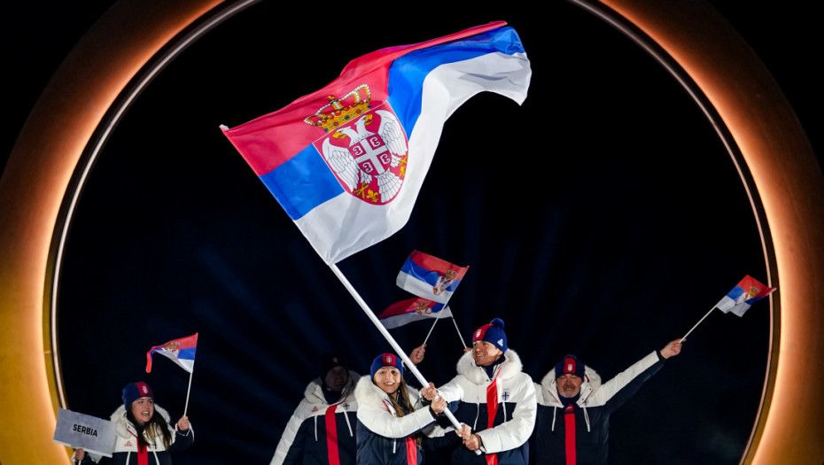 Počinju Zimske olimpijske igre: Timovi Srbije i BiH prodefilovali “San Sirom” VIDEO