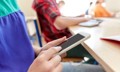 Britanija odlučuje: U planu zabrana društvenih mreža mlađim od 16 godina