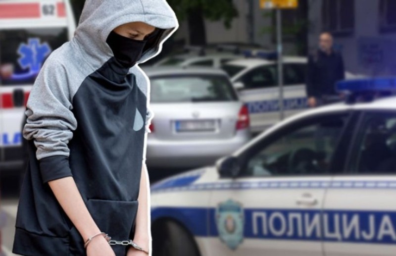 Vozaču autobusa prijetio nožem, tražio da ne staje: Pao tinejdžer – policija pronašla ovo