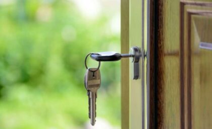 Mali čin, moćna poruka: Jedan detalj na ulaznim vratima otjeraće negativu i bijedu iz vašeg doma