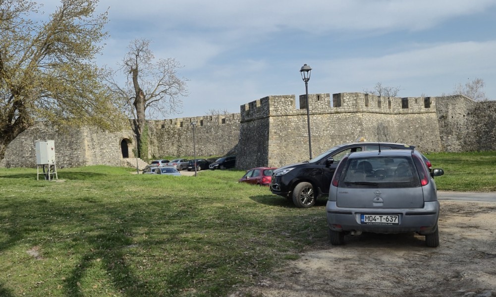 Pecaroši se hvale, radovi kasne: Kraj Kastela šetači, a unutra parking FOTO/VIDEO