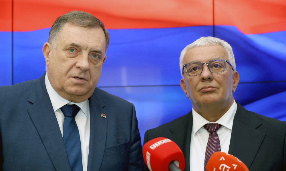 Dodik sa Mandićem: Složno raditi na korist srpskog naroda