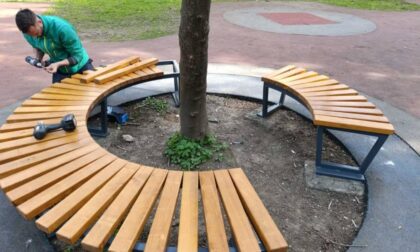 Igralište dobilo novo lice: Obnovljene klupe u banjalučkom naselju FOTO