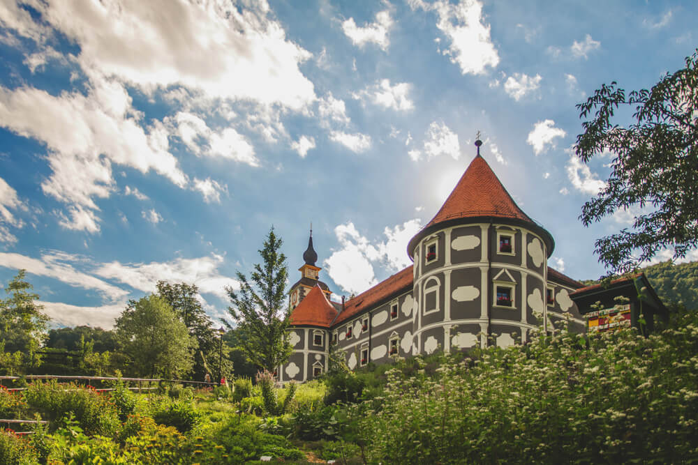 Zaboravite na gradsku gužvu: Slovensko selo iz bajke u kojem vrijeme teče sporije FOTO
