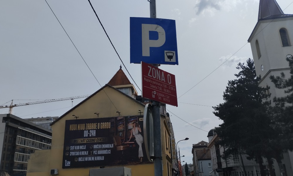 Platiti ili ne platiti parking u Banjaluci: Dilema koja traje mjesecima nastavlja da muči vozače